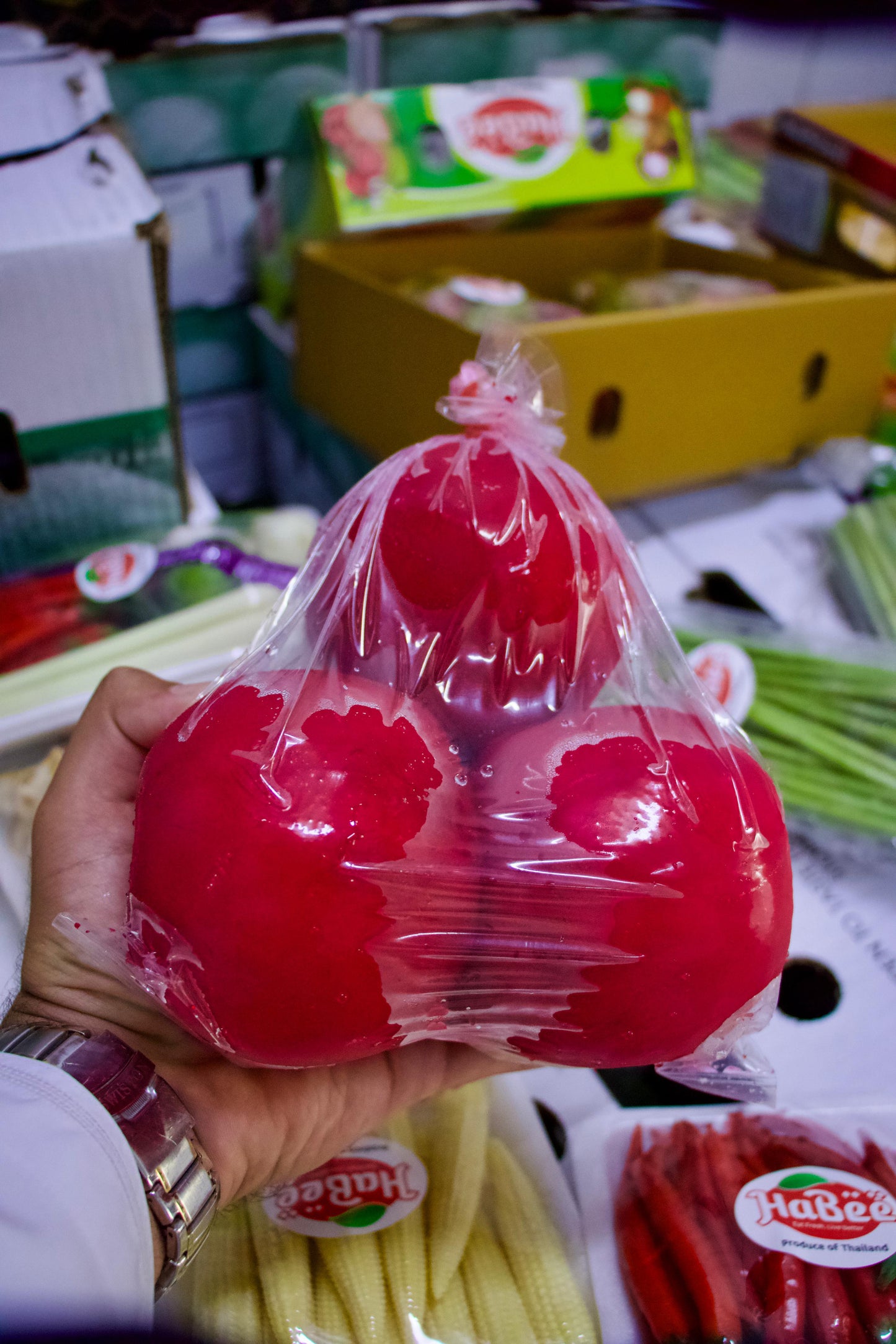 ((Guava)) Peeled Thai/ Red PKT جوافة حمراء/ تايلاند