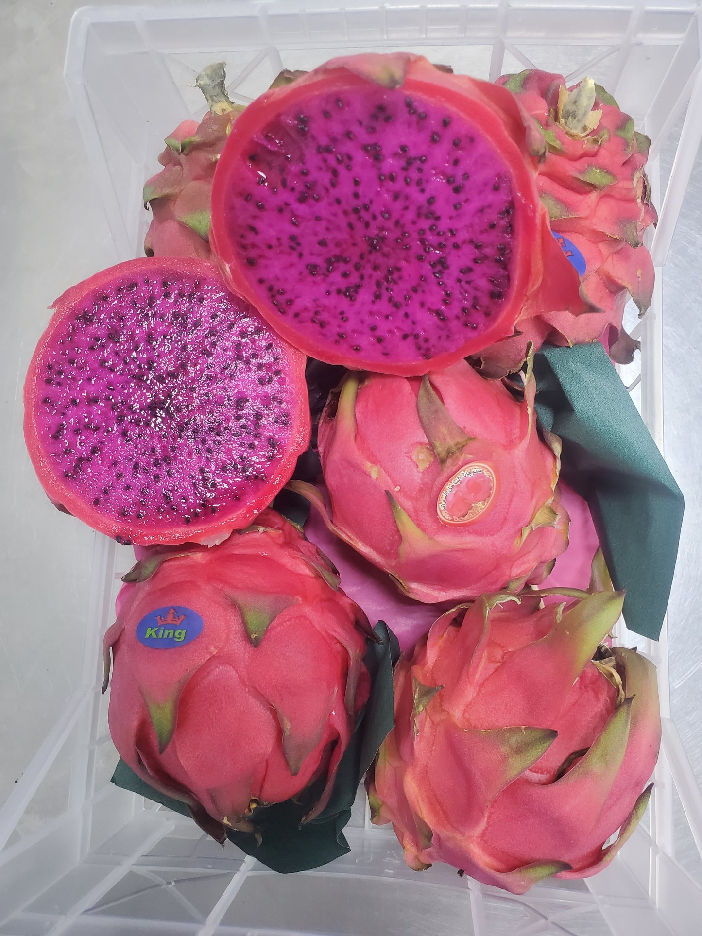 ((Dragon Fruit))  دراجون فروت سله