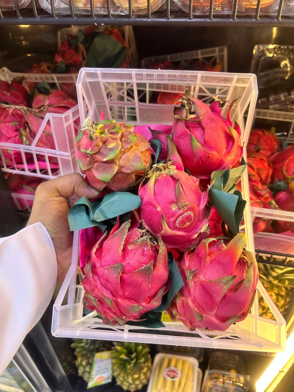 ((Dragon Fruit))  دراجون فروت سله