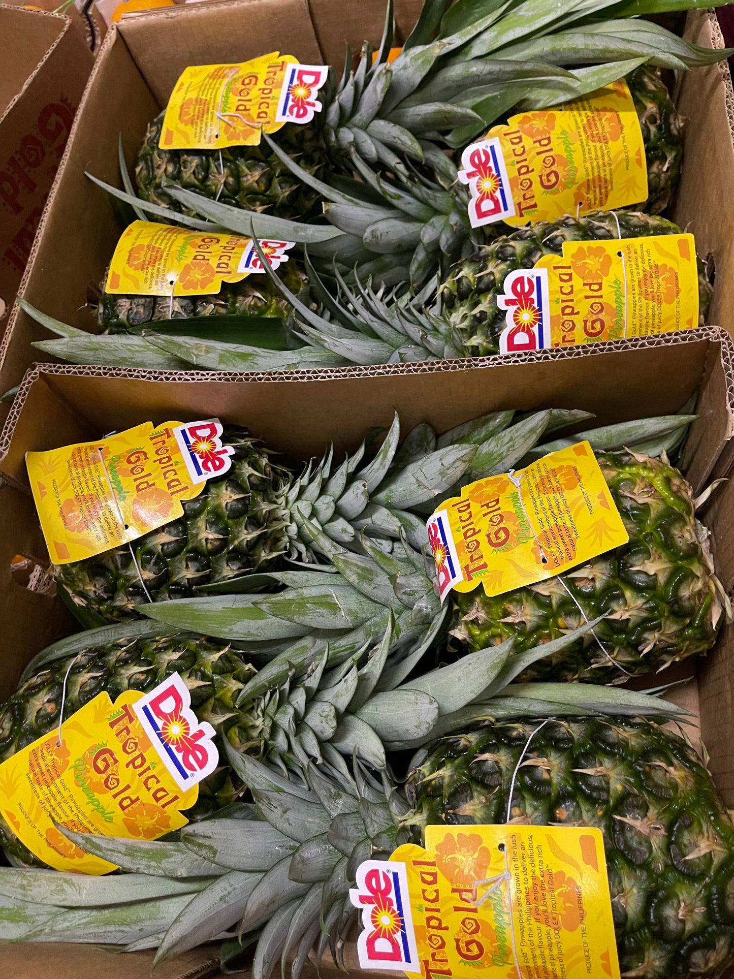 Pineapple (9*1) box اناناس